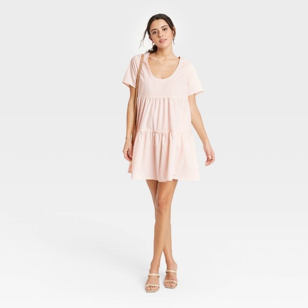 Women's Flutter Shirt Sleeved Tiered Dress